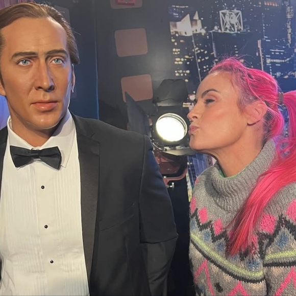 Meet your Posher, Ginger - Picture 1 of 1